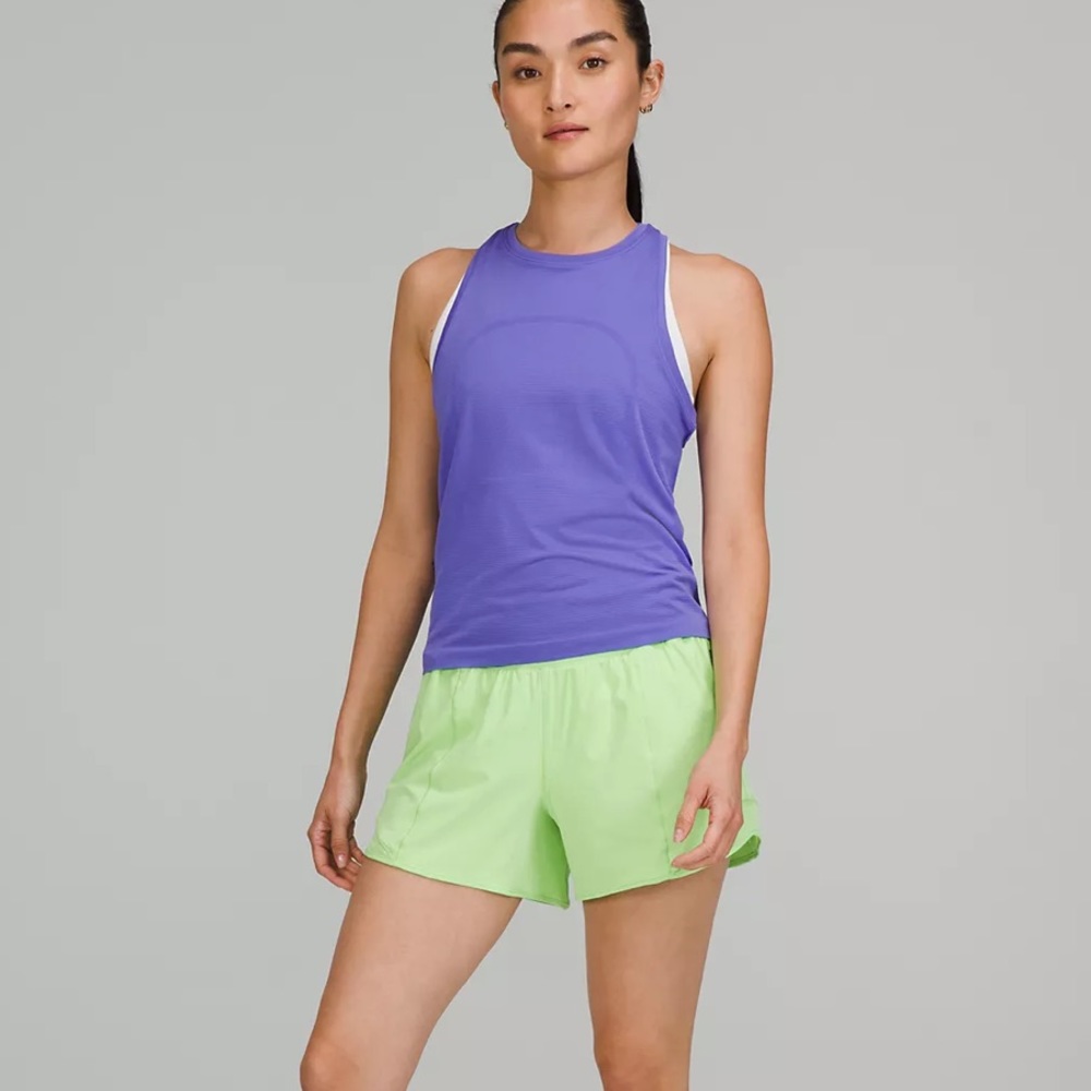 💚LULULEMON HIGH RISE HOTTY HOT SHORT 4”-SCREAM GREEN LIGHT-4/6/8/10/12💚 - Picture 4 of 16